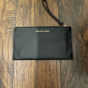 Michael Kors wristlet